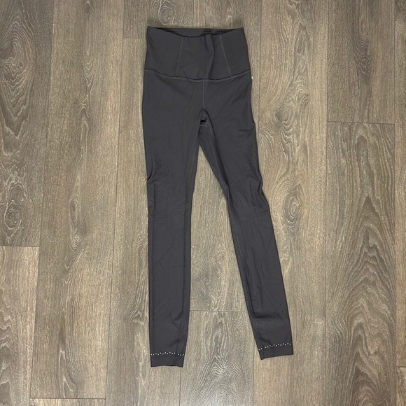 Lululemon Zoned In Tight *27" Leggings Moonphase Gray Size 4 - Picture 4 of 15